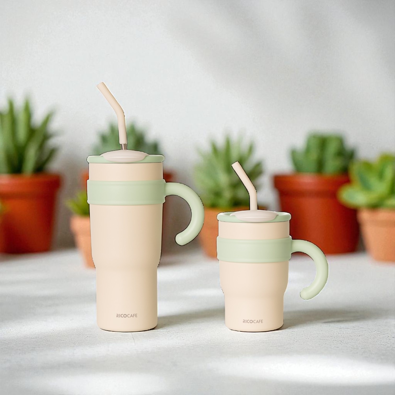 thermal cup with straw and handle